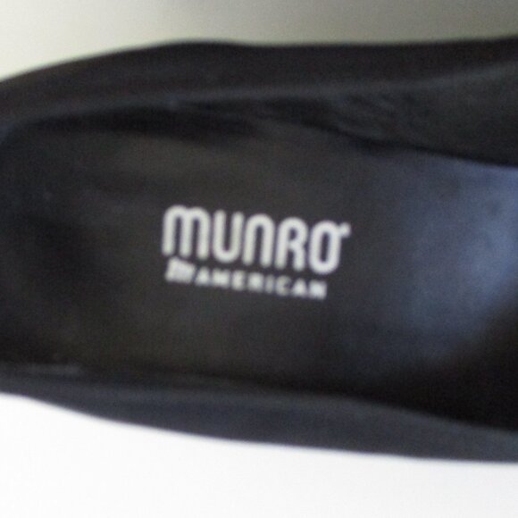 Munro American Womens Black Textile Peep Toe Pump w/ 2"Heel NWOB - Size 11M - Picture 6 of 9
